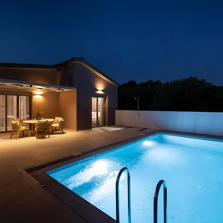 Vila Kastro Hill - Private Pool Close To Lefkada Plagia (Aetolia-Acarnania)